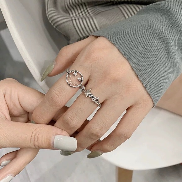 Smiley Face Ring happy face ring smile ring sterling silver ring - Picture 4 of 5